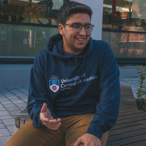 Retro University Logo Hoody was £35 now £26.25